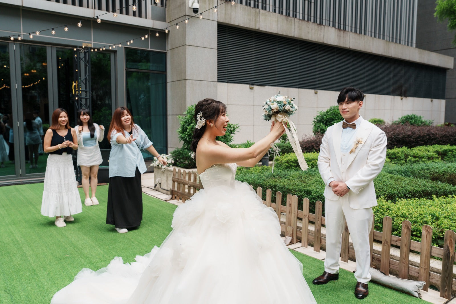婚禮攝影錄影，Big day攝影錄影，婚禮攝影推介，婚禮攝影套餐，婚禮攝影錄影套餐，婚禮攝影錄影價錢，婚攝推介，婚攝價錢，婚禮攝影師，1P1V套餐，2P1V套餐，2P2V套餐，1P1V價錢，2P1V價錢，2P2V價錢，婚禮攝影錄影推薦，婚禮攝影錄影推介，1P1V推介，早拍晚播，成長片段，婚禮外影，Big day外影，姐妹團攝影，兄弟團攝影