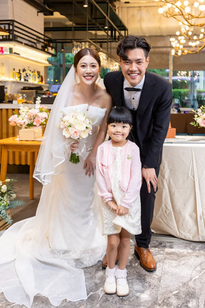 婚禮新娘婚紗，香港婚紗店，婚紗租借，香港婚紗租借，香港婚紗店推薦，新娘婚紗租借，新娘婚紗租借價錢，輕婚紗推薦，輕婚紗價錢，拖尾婚紗，魚尾婚紗，婚紗店推薦，觀塘婚紗店，婚紗禮服租借價錢，媽媽衫，奶奶衫，婚禮服裝，婚紗店推介，新娘晚裝價錢，A line晚裝，晚裝推薦，宴會晚裝推介，新娘婚紗，婚紗攝影，平腳婚紗，婚紗頭紗，婚紗店香港，婚紗租借推薦，婚紗租借推介，婚紗租借費用，婚紗租借推薦香港，組婚紗幾錢，組婚紗香港