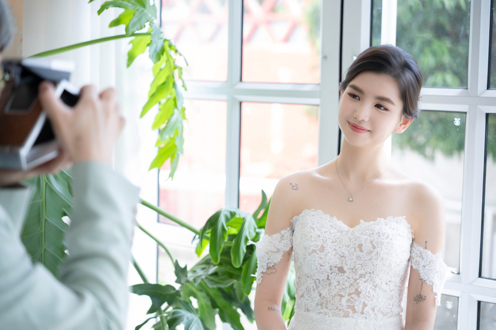婚紗照攝影，室內婚紗攝影，室內婚紗攝影價錢，室內婚紗攝影套餐，室內婚紗攝影推介，室內婚紗攝影推薦，婚紗攝影價錢，婚紗攝影價錢推介，婚紗攝影推薦，香港濟州島天梯拍攝，戶外prewedding，香港教堂prewedding，香港戶外婚紗照，香港戶外草地婚紗照，香港戶外婚紗照推薦，香港教堂背景prewedding，香港教堂背景婚紗照，香港私人場地prewedding，香港私人影棚prewedding