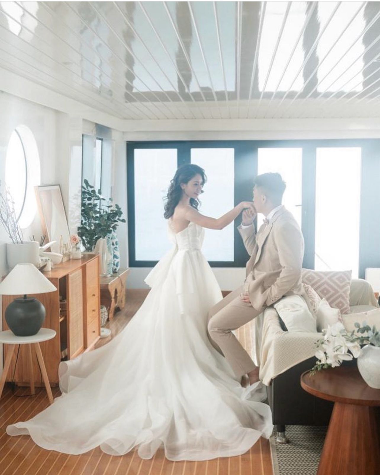 游艇Prewedding Package，香港游艇Prewedding，香港全包一站式游艇Prewedding 套餐，海上婚禮攝影，香港海上攝影推薦，游艇拍攝。海上婚攝推薦，香港Prewedding，豪華游艇