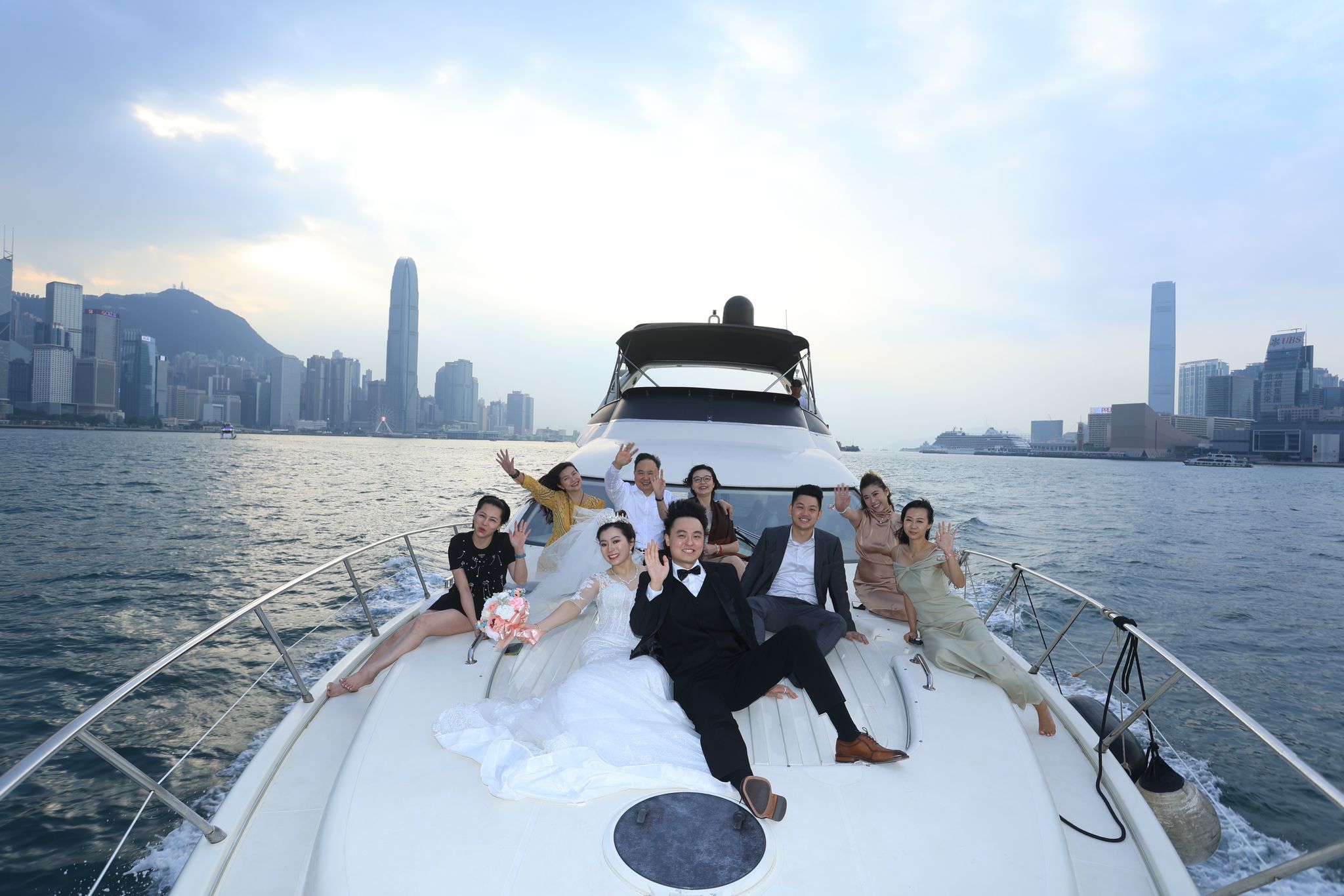 游艇Prewedding Package，香港游艇Prewedding，香港全包一站式游艇Prewedding 套餐，海上婚禮攝影，香港海上攝影推薦，游艇拍攝。海上婚攝推薦，香港Prewedding，豪華游艇