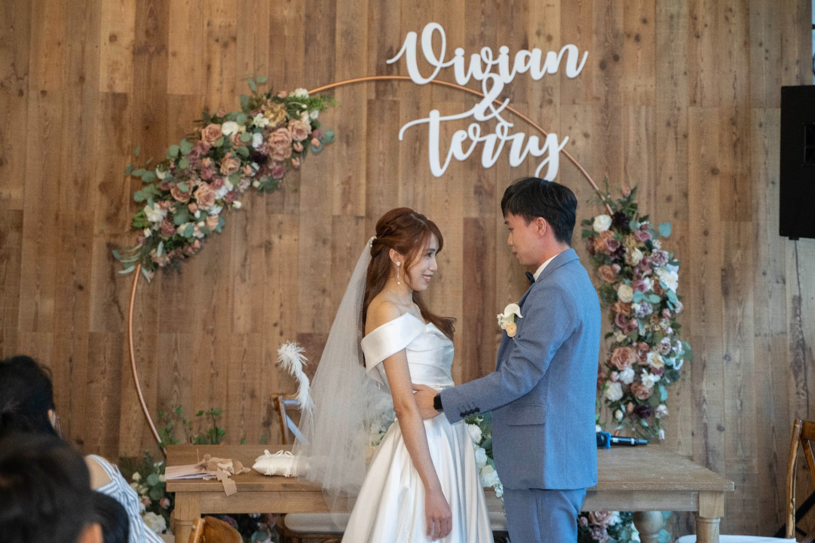 婚禮攝影錄影，Big day攝影錄影，婚禮攝影推介，婚禮攝影套餐，婚禮攝影錄影套餐，婚禮攝影錄影價錢，婚攝推介，婚攝價錢，婚禮攝影師，1P1V套餐，2P1V套餐，2P2V套餐，1P1V價錢，2P1V價錢，2P2V價錢，婚禮攝影錄影推薦，婚禮攝影錄影推介，1P1V推介，早拍晚播，成長片段，婚禮外影，Big day外影，姐妹團攝影，兄弟團攝影