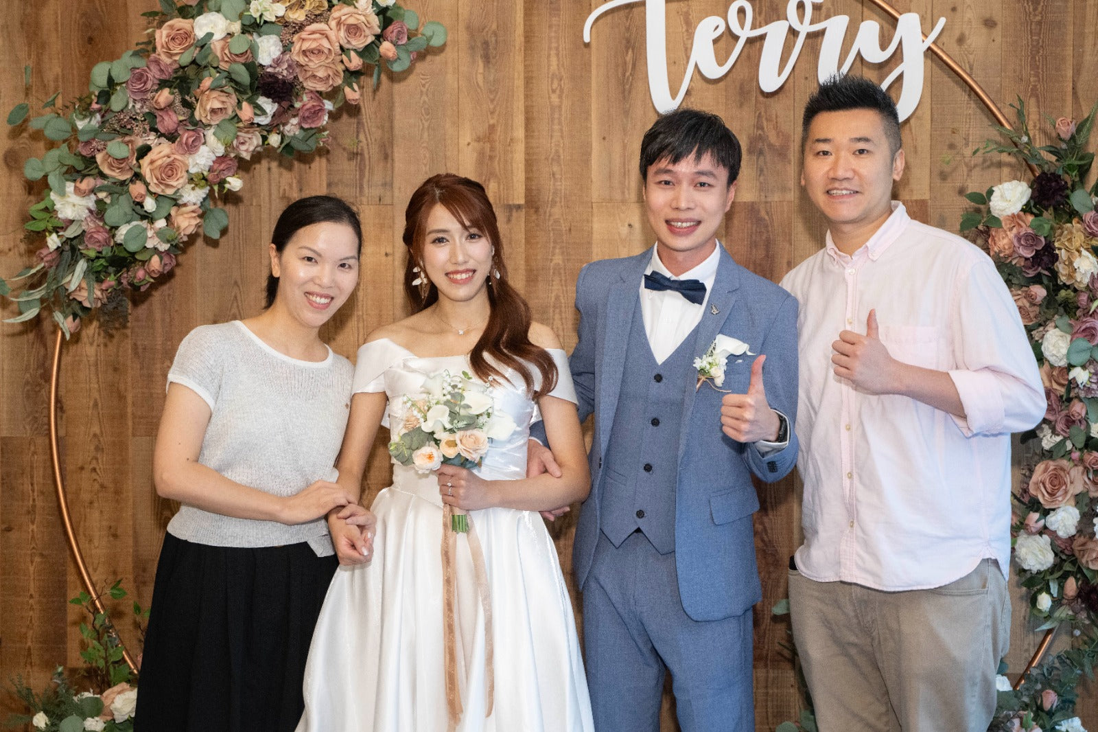 婚禮攝影錄影，Big day攝影錄影，婚禮攝影推介，婚禮攝影套餐，婚禮攝影錄影套餐，婚禮攝影錄影價錢，婚攝推介，婚攝價錢，婚禮攝影師，1P1V套餐，2P1V套餐，2P2V套餐，1P1V價錢，2P1V價錢，2P2V價錢，婚禮攝影錄影推薦，婚禮攝影錄影推介，1P1V推介，早拍晚播，成長片段，婚禮外影，Big day外影，姐妹團攝影，兄弟團攝影