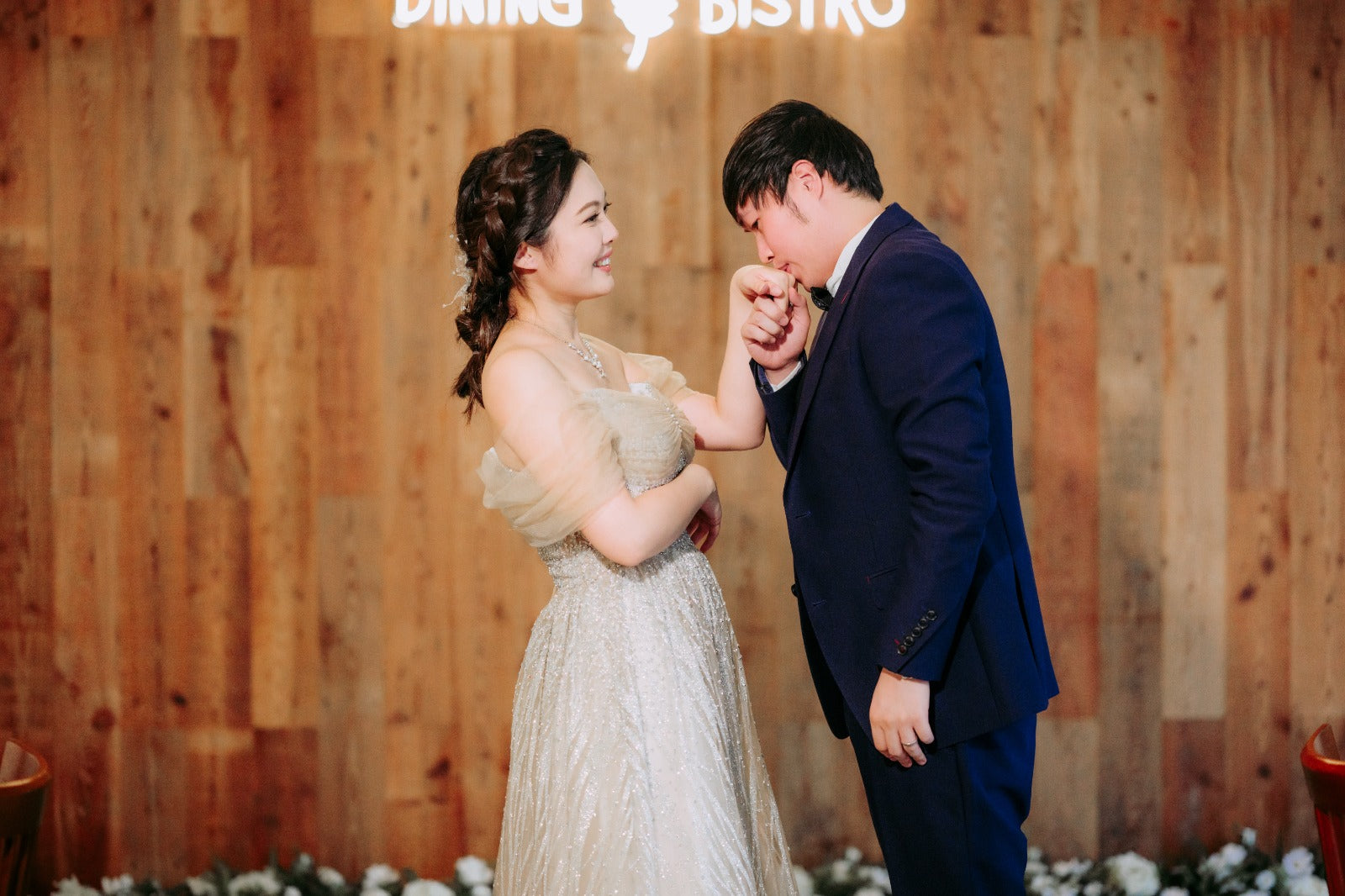 觀塘室內輕婚禮，香港室內輕婚禮，香港室內輕婚禮場地，室內婚攝，香港輕婚禮場地，輕婚禮場地，輕婚禮香港，香港室內婚紗照，香港室內婚紗攝影，香港輕婚紗，香港婚紗，香港輕婚禮，香港輕婚禮籌備，香港輕婚禮場地推薦，香港室內輕婚禮推薦，香港小型證婚場地,香港小型證婚場地推薦，香港輕婚禮證婚套餐，香港輕婚禮證婚套餐價錢，香港輕婚禮證婚套餐推薦，香港室內輕婚禮證婚場地，香港室內輕婚禮證婚場地推薦，香港室內婚禮場地，婚禮場地，婚禮場地推薦