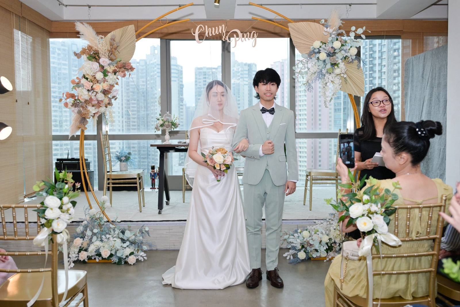 證婚場地，輕婚禮場地，輕婚禮證婚場地，註冊證婚場地，輕婚禮場地價錢，輕婚禮場地推薦，證婚場地價錢，證婚場地推介，證婚律師，證婚場地套餐，證婚場地一條龍套餐，九龍區證婚場地香港證婚場地, 香港證婚場地2024, 證婚場地, 證婚場地介紹, 香港結婚場地, 證婚場地2024, 香港一站式婚禮2024, 輕婚禮, 小型證婚, 香港證婚加Cocktail party, 香港婚宴場地推薦2024，香港證婚場地推薦2024，香港證婚，香港證婚2024，香港草地證婚場地，香港草地證婚，香港草地證婚推薦，香港草地證婚2024，香港遊艇證婚，香港遊艇證婚2024，香港遊艇證婚推薦，香港遊艇推薦2024，香港室內小型證婚，香港室內證婚，香港室內證婚場地2024