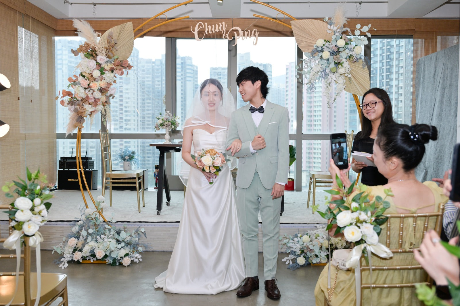 證婚場地，輕婚禮場地，輕婚禮證婚場地，註冊證婚場地，輕婚禮場地價錢，輕婚禮場地推薦，證婚場地價錢，證婚場地推介，證婚律師，證婚場地套餐，證婚場地一條龍套餐，九龍區證婚場地香港證婚場地, 香港證婚場地2024, 證婚場地, 證婚場地介紹, 香港結婚場地, 證婚場地2024, 香港一站式婚禮2024, 輕婚禮, 小型證婚, 香港證婚加Cocktail party, 香港婚宴場地推薦2024，香港證婚場地推薦2024，香港證婚，香港證婚2024，香港草地證婚場地，香港草地證婚，香港草地證婚推薦，香港草地證婚2024，香港遊艇證婚，香港遊艇證婚2024，香港遊艇證婚推薦，香港遊艇推薦2024，香港室內小型證婚，香港室內證婚，香港室內證婚場地2024