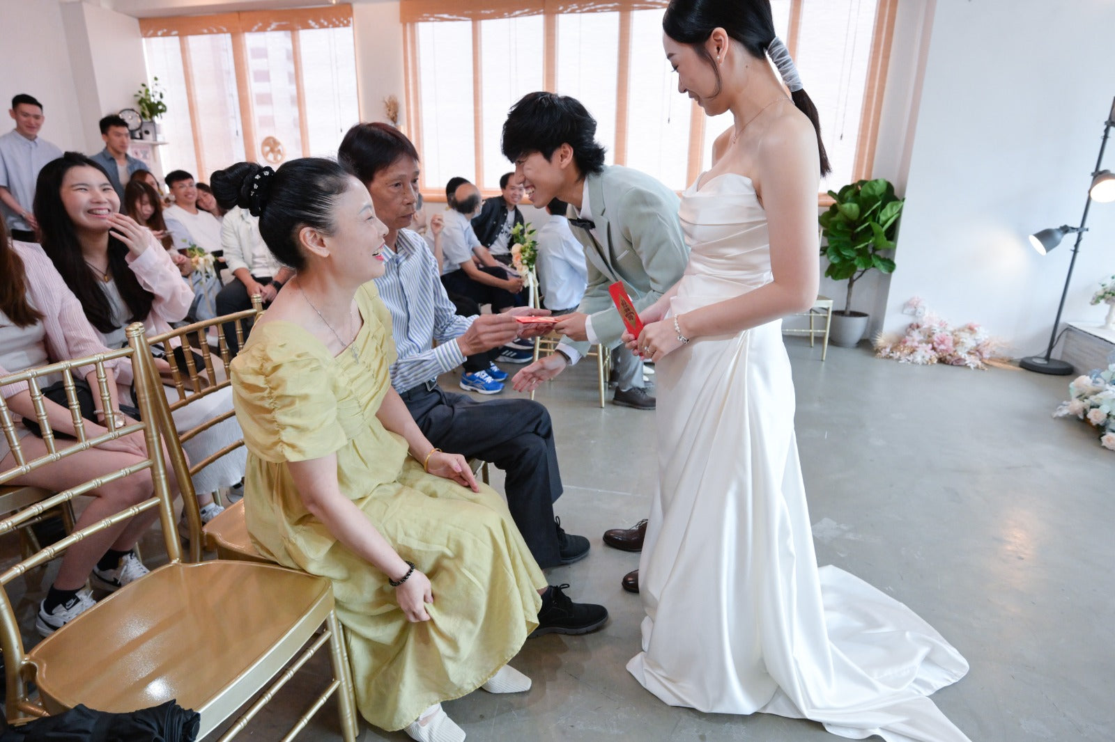證婚場地，輕婚禮場地，輕婚禮證婚場地，註冊證婚場地，輕婚禮場地價錢，輕婚禮場地推薦，證婚場地價錢，證婚場地推介，證婚律師，證婚場地套餐，證婚場地一條龍套餐，九龍區證婚場地香港證婚場地, 香港證婚場地2024, 證婚場地, 證婚場地介紹, 香港結婚場地, 證婚場地2024, 香港一站式婚禮2024, 輕婚禮, 小型證婚, 香港證婚加Cocktail party, 香港婚宴場地推薦2024，香港證婚場地推薦2024，香港證婚，香港證婚2024，香港草地證婚場地，香港草地證婚，香港草地證婚推薦，香港草地證婚2024，香港遊艇證婚，香港遊艇證婚2024，香港遊艇證婚推薦，香港遊艇推薦2024，香港室內小型證婚，香港室內證婚，香港室內證婚場地2024