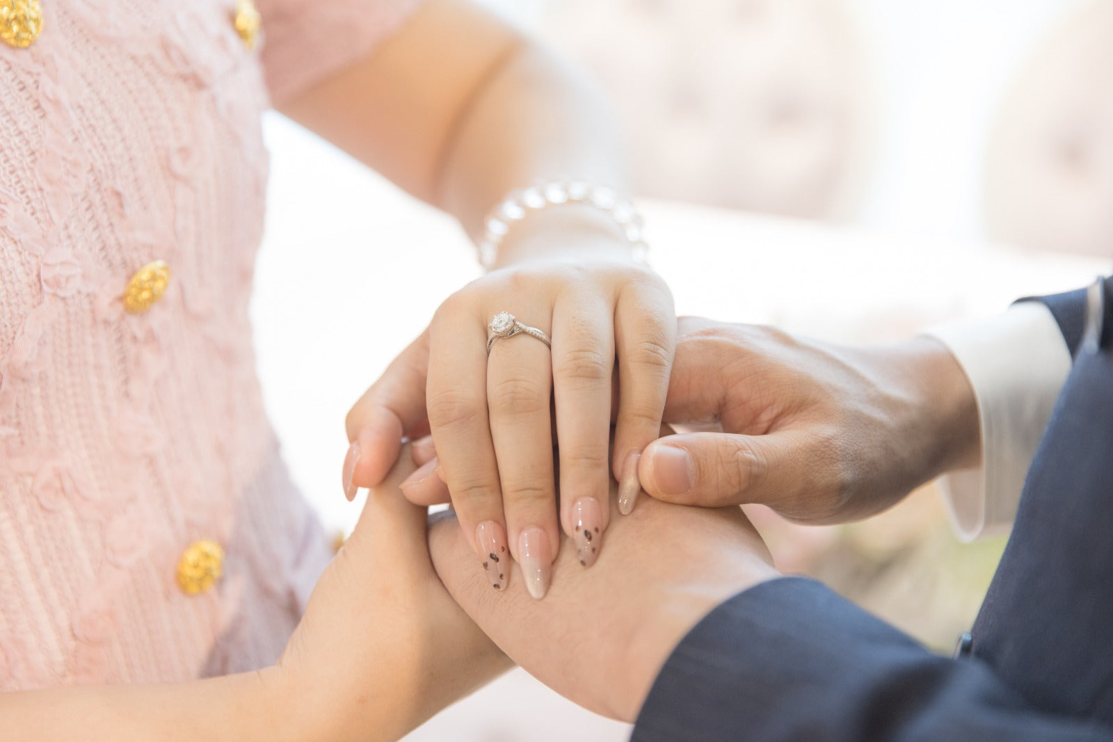 婚禮攝影錄影，Big day攝影錄影，婚禮攝影推介，婚禮攝影套餐，婚禮攝影錄影套餐，婚禮攝影錄影價錢，婚攝推介，婚攝價錢，婚禮攝影師，1P1V套餐，2P1V套餐，2P2V套餐，1P1V價錢，2P1V價錢，2P2V價錢，婚禮攝影錄影推薦，婚禮攝影錄影推介，1P1V推介，早拍晚播，成長片段，婚禮外影，Big day外影，姐妹團攝影，兄弟團攝影