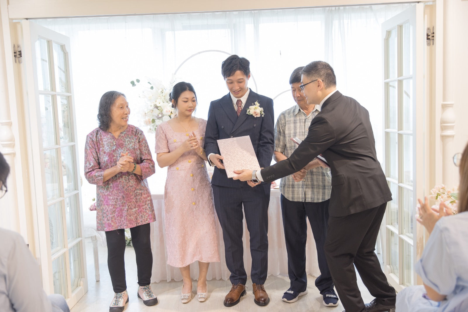 婚禮攝影錄影，Big day攝影錄影，婚禮攝影推介，婚禮攝影套餐，婚禮攝影錄影套餐，婚禮攝影錄影價錢，婚攝推介，婚攝價錢，婚禮攝影師，1P1V套餐，2P1V套餐，2P2V套餐，1P1V價錢，2P1V價錢，2P2V價錢，婚禮攝影錄影推薦，婚禮攝影錄影推介，1P1V推介，早拍晚播，成長片段，婚禮外影，Big day外影，姐妹團攝影，兄弟團攝影