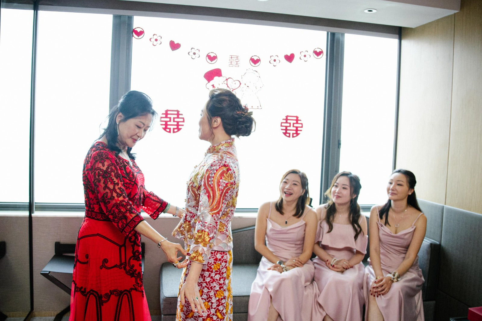 姐妹裙，姐妹衫，婚紗禮服租借，Big Day，Prewedding，晚裝租借，香港姐妹裙租借，香港姐妹裙現貨，香港姐妹裙趕急，姐妹裙租借，香港姐妹裙租借推薦，推薦姐妹裙，伴娘裙香港，香港做伴娘
