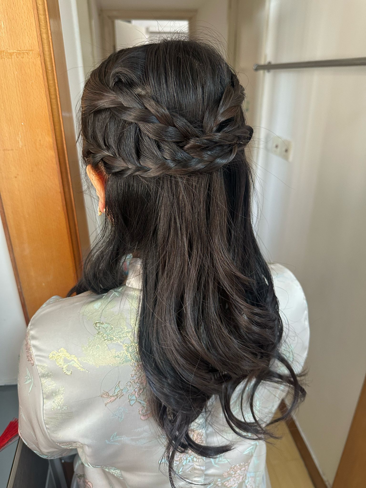 婚禮姊妹化妝/媽媽化妝/長輩化妝/姐妹化妝（婚展期優惠）(接受Alipay消費券)