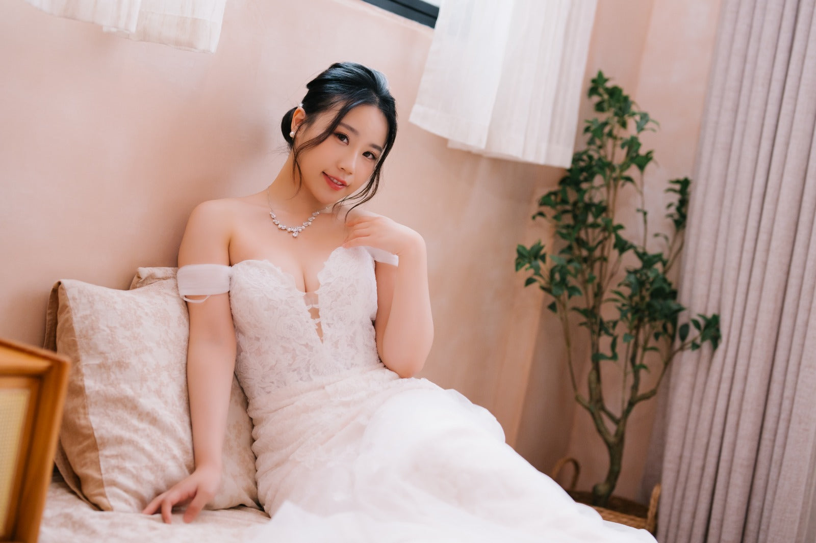 新蒲崗室內輕婚禮，香港室內輕婚禮，香港室內輕婚禮場地，室內婚攝，香港輕婚禮場地，輕婚禮場地，輕婚禮香港，香港室內婚紗照，香港室內婚紗攝影，香港輕婚紗，香港婚紗，香港輕婚禮，香港輕婚禮籌備，香港輕婚禮場地推薦，香港室內輕婚禮推薦，香港小型證婚場地,香港小型證婚場地推薦，香港輕婚禮證婚套餐，香港輕婚禮證婚套餐價錢，香港輕婚禮證婚套餐推薦，香港室內輕婚禮證婚場地，香港室內輕婚禮證婚場地推薦，香港室內婚禮場地，婚禮場地，婚禮場地推薦