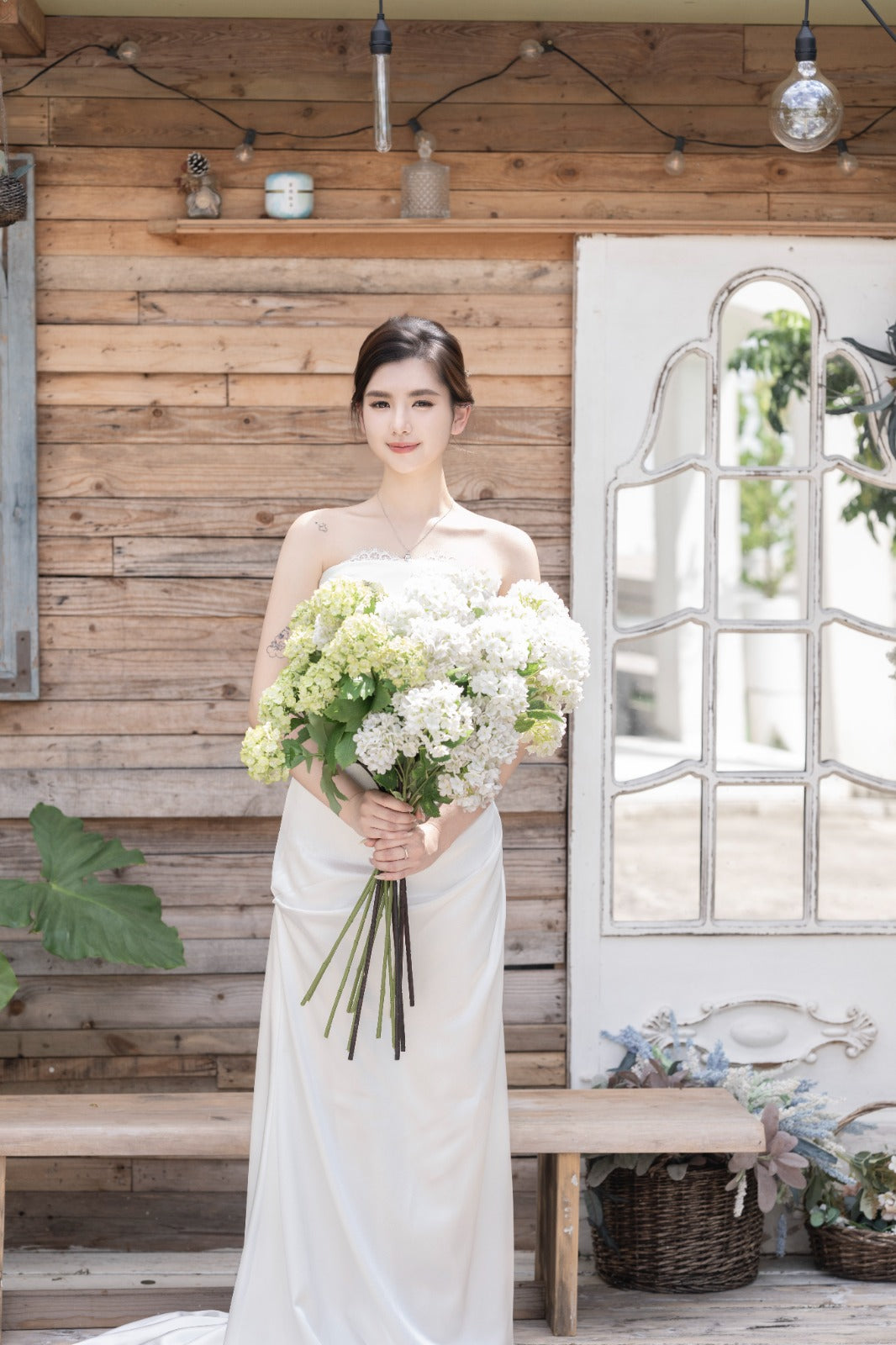 婚紗照攝影，室內婚紗攝影，室內婚紗攝影價錢，室內婚紗攝影套餐，室內婚紗攝影推介，室內婚紗攝影推薦，婚紗攝影價錢，婚紗攝影價錢推介，婚紗攝影推薦，香港濟州島天梯拍攝，戶外prewedding，香港教堂prewedding，香港戶外婚紗照，香港戶外草地婚紗照，香港戶外婚紗照推薦，香港教堂背景prewedding，香港教堂背景婚紗照，香港私人場地prewedding，香港私人影棚prewedding