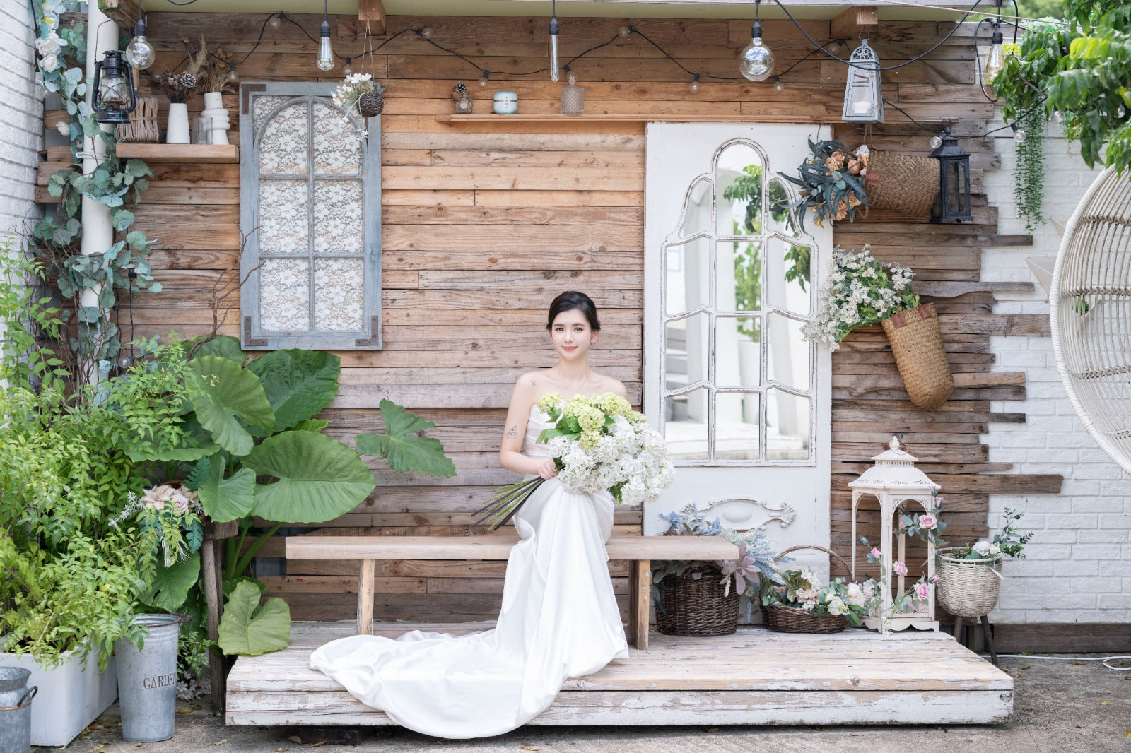 婚紗照攝影，室內婚紗攝影，室內婚紗攝影價錢，室內婚紗攝影套餐，室內婚紗攝影推介，室內婚紗攝影推薦，婚紗攝影價錢，婚紗攝影價錢推介，婚紗攝影推薦，香港濟州島天梯拍攝，戶外prewedding，香港教堂prewedding，香港戶外婚紗照，香港戶外草地婚紗照，香港戶外婚紗照推薦，香港教堂背景prewedding，香港教堂背景婚紗照，香港私人場地prewedding，香港私人影棚prewedding