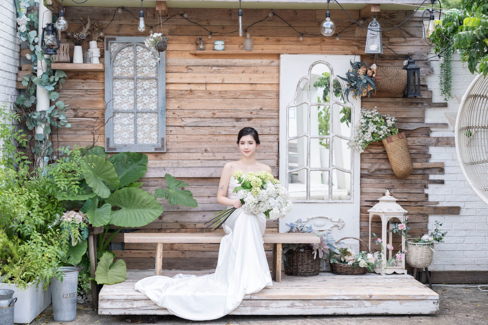 婚紗照攝影，室內婚紗攝影，室內婚紗攝影價錢，室內婚紗攝影套餐，室內婚紗攝影推介，室內婚紗攝影推薦，婚紗攝影價錢，婚紗攝影價錢推介，婚紗攝影推薦，香港濟州島天梯拍攝，戶外prewedding，香港教堂prewedding，香港戶外婚紗照，香港戶外草地婚紗照，香港戶外婚紗照推薦，香港教堂背景prewedding，香港教堂背景婚紗照，香港私人場地prewedding，香港私人影棚prewedding