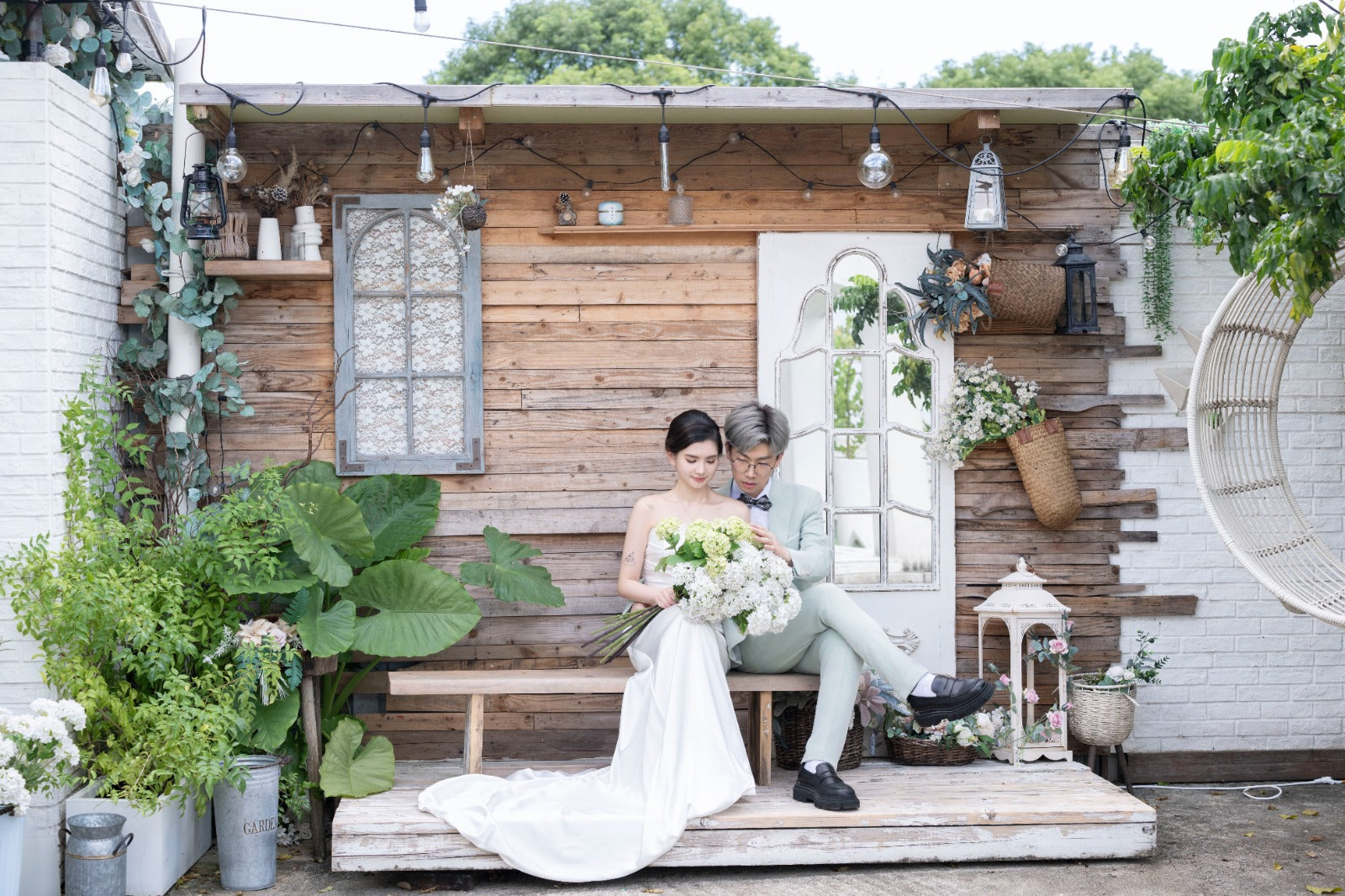 婚紗照攝影，室內婚紗攝影，室內婚紗攝影價錢，室內婚紗攝影套餐，室內婚紗攝影推介，室內婚紗攝影推薦，婚紗攝影價錢，婚紗攝影價錢推介，婚紗攝影推薦，香港濟州島天梯拍攝，戶外prewedding，香港教堂prewedding，香港戶外婚紗照，香港戶外草地婚紗照，香港戶外婚紗照推薦，香港教堂背景prewedding，香港教堂背景婚紗照，香港私人場地prewedding，香港私人影棚prewedding