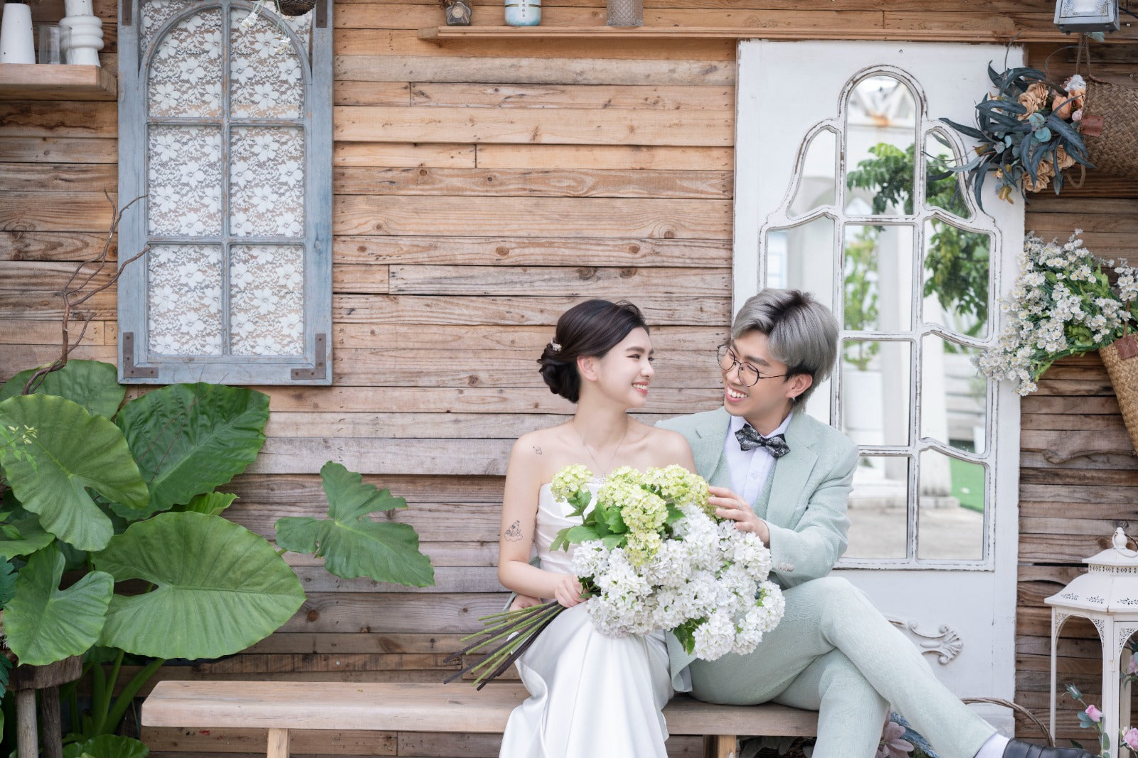 婚紗照攝影，室內婚紗攝影，室內婚紗攝影價錢，室內婚紗攝影套餐，室內婚紗攝影推介，室內婚紗攝影推薦，婚紗攝影價錢，婚紗攝影價錢推介，婚紗攝影推薦，香港濟州島天梯拍攝，戶外prewedding，香港教堂prewedding，香港戶外婚紗照，香港戶外草地婚紗照，香港戶外婚紗照推薦，香港教堂背景prewedding，香港教堂背景婚紗照，香港私人場地prewedding，香港私人影棚prewedding