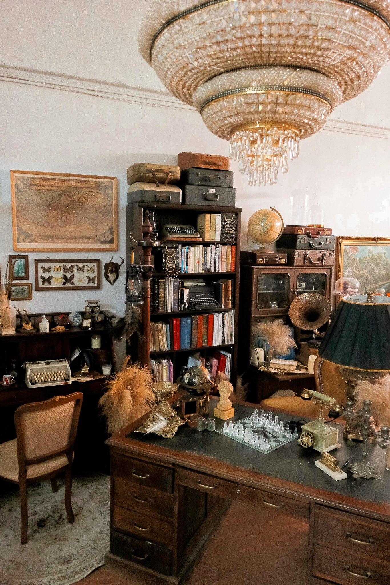 Hong Kong Retro Style Indoor Photo Studio Prewedding Package (Pet Friendly)