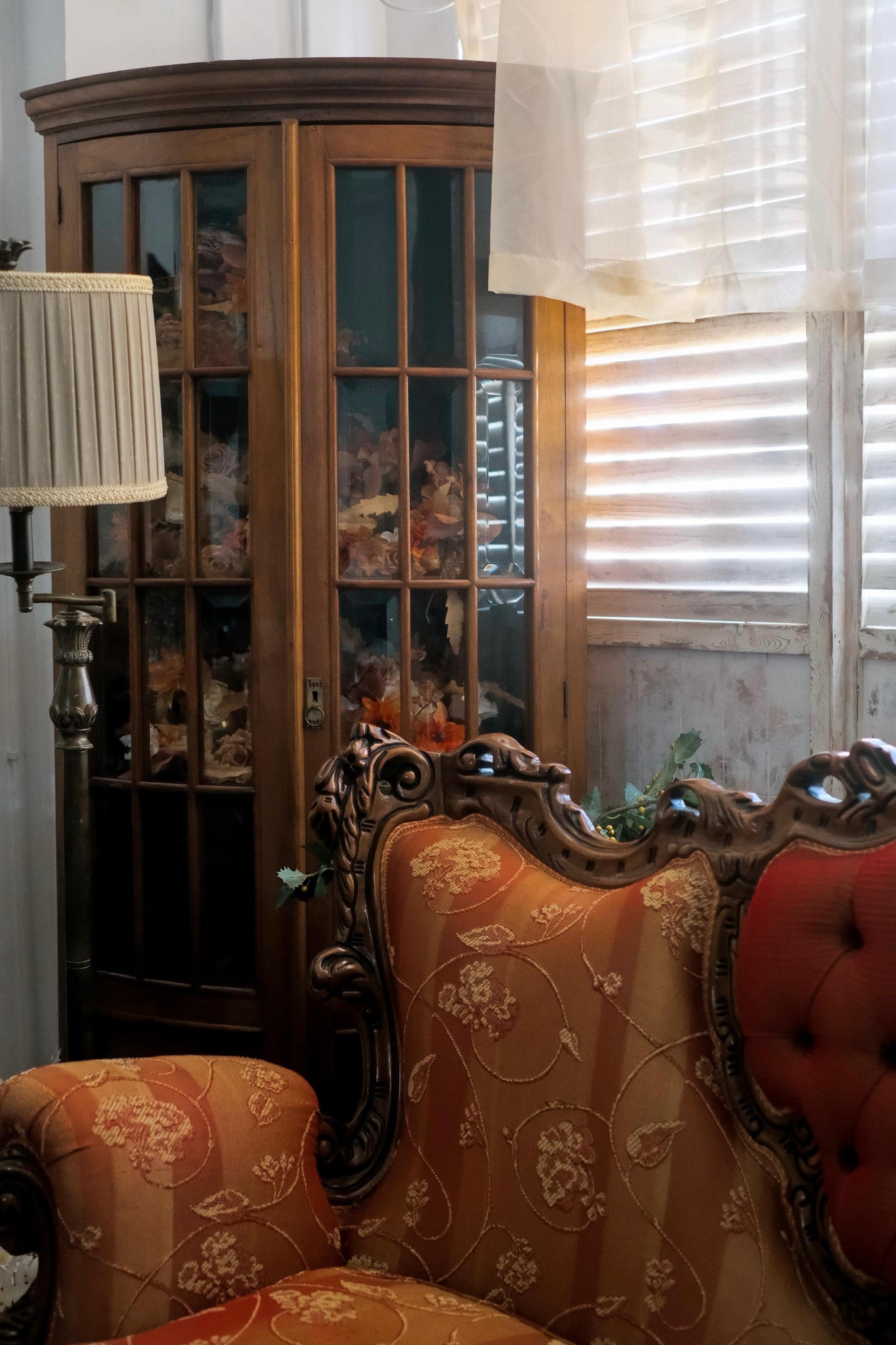 Hong Kong Retro Style Indoor Photo Studio Prewedding Package (Pet Friendly)