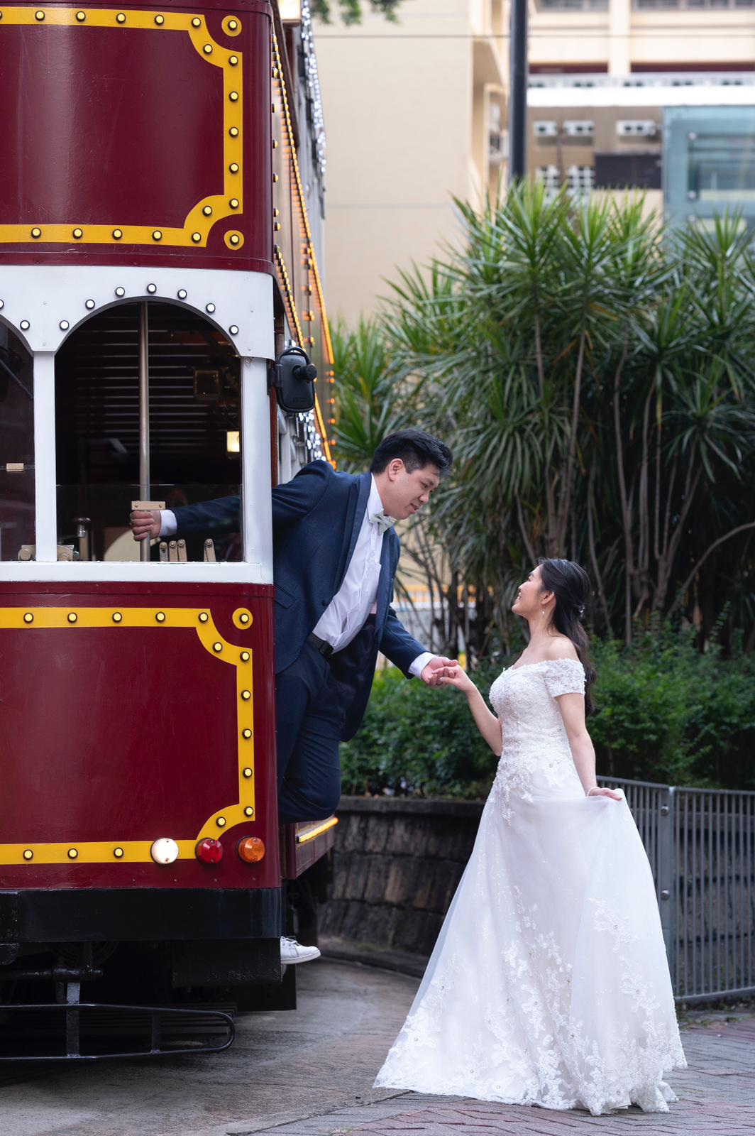 香港電車特色Prewedding化妝婚紗攝影推介套餐